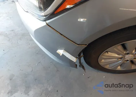 2016 Hyundai Sonata Hybrid Se z USA, uszkodzony, nr VIN KMHE24L18GA011260